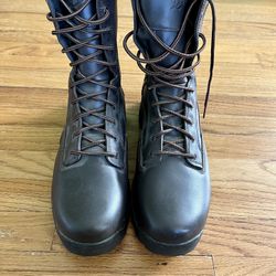 NEW Men’s Danner Stricker II Leather Gortex Brown Workboots Sz 13