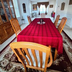 Bassett -Dining Room Table Set