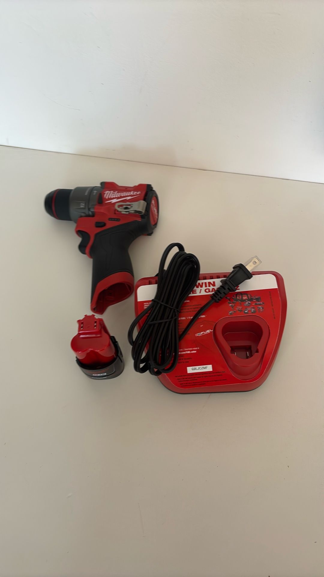 Milwaukee M12 Hammer Drill & Battery