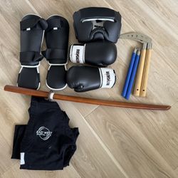 Sparring gear (kids 6-8 yo)