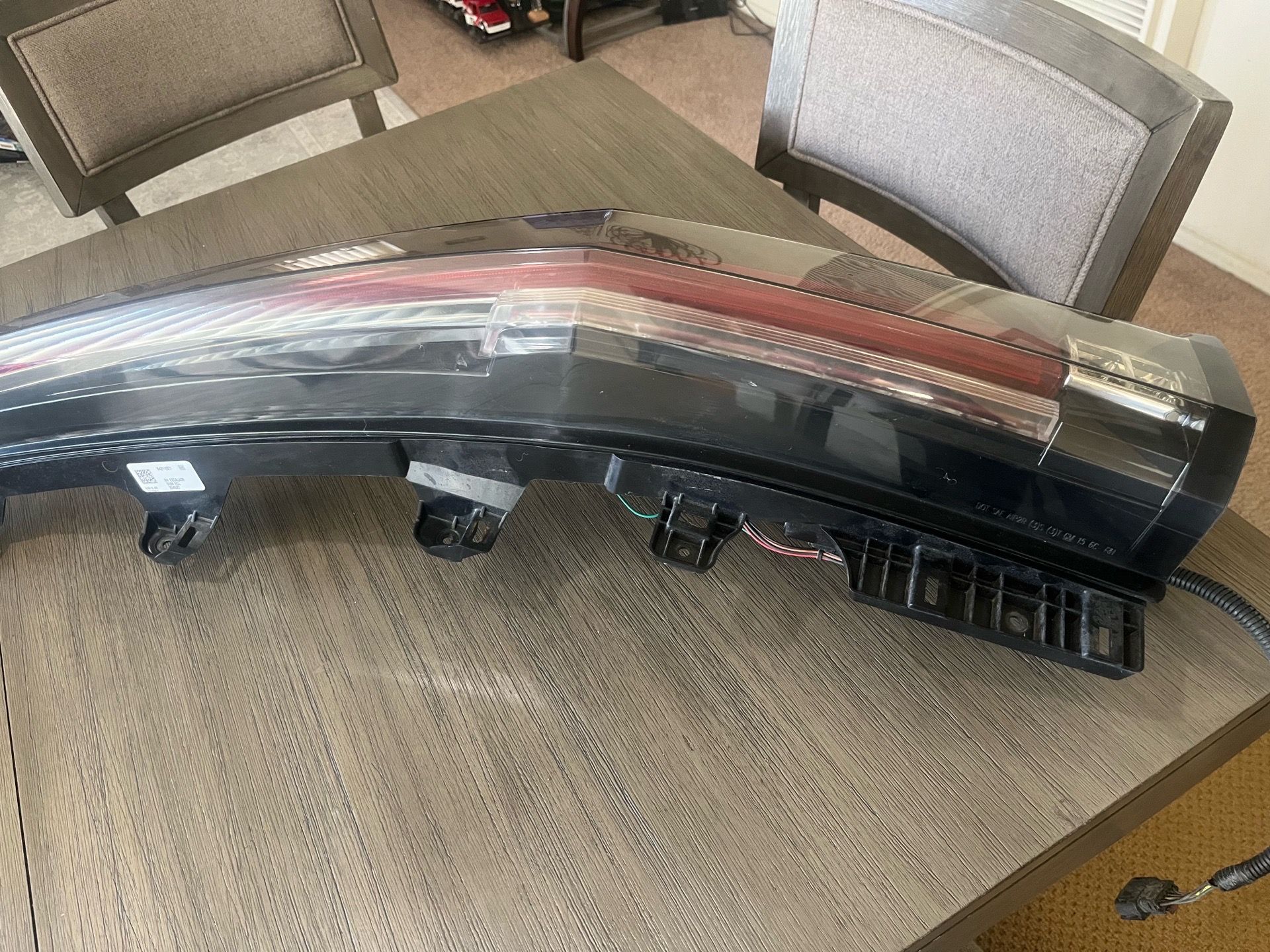2015-20 CADILLAC ESCALADE RIGHT TAIL LIGHT