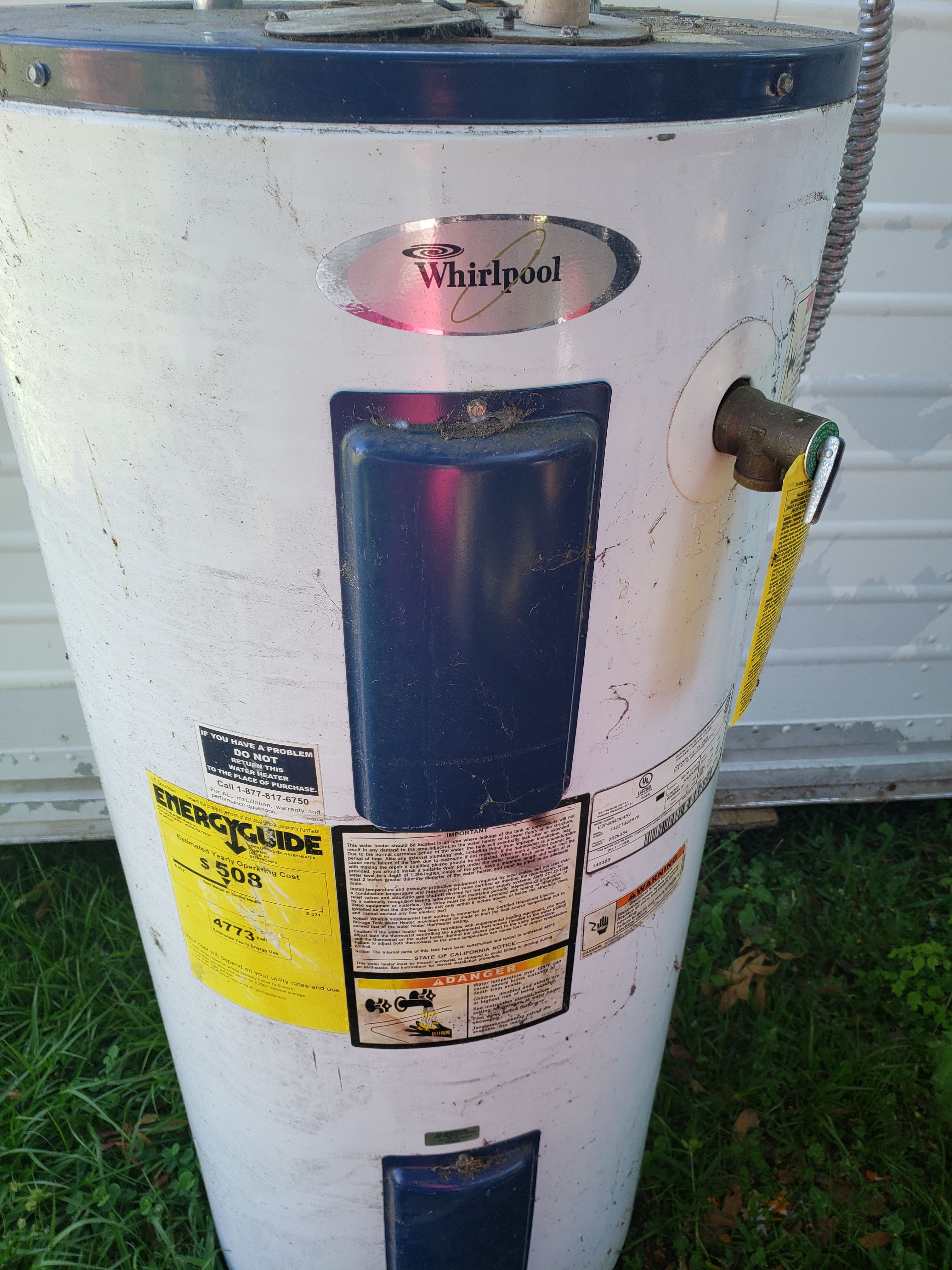 Whirlpool 40gal water heater for Sale in Tampa, FL OfferUp