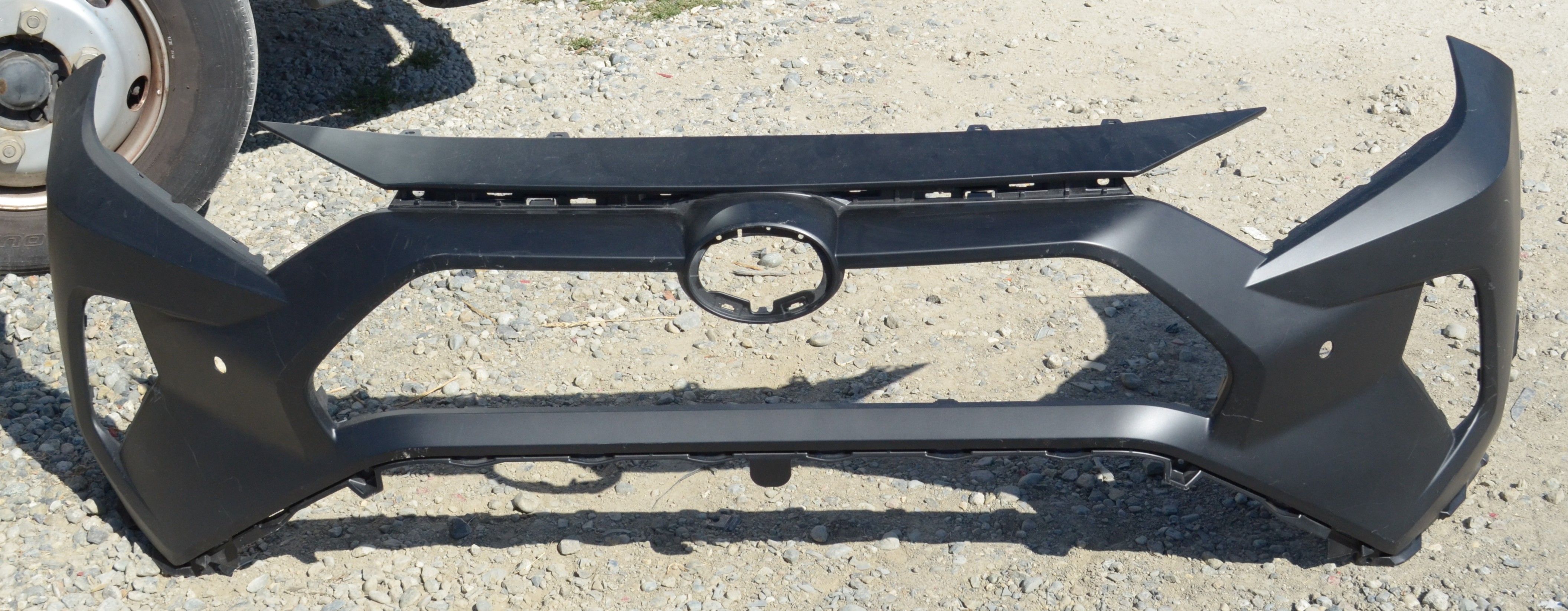 USED REF#U0123 ||| 2019-2021 TOYOTA RAV4 || FRONT BUMPER COVER ONLY