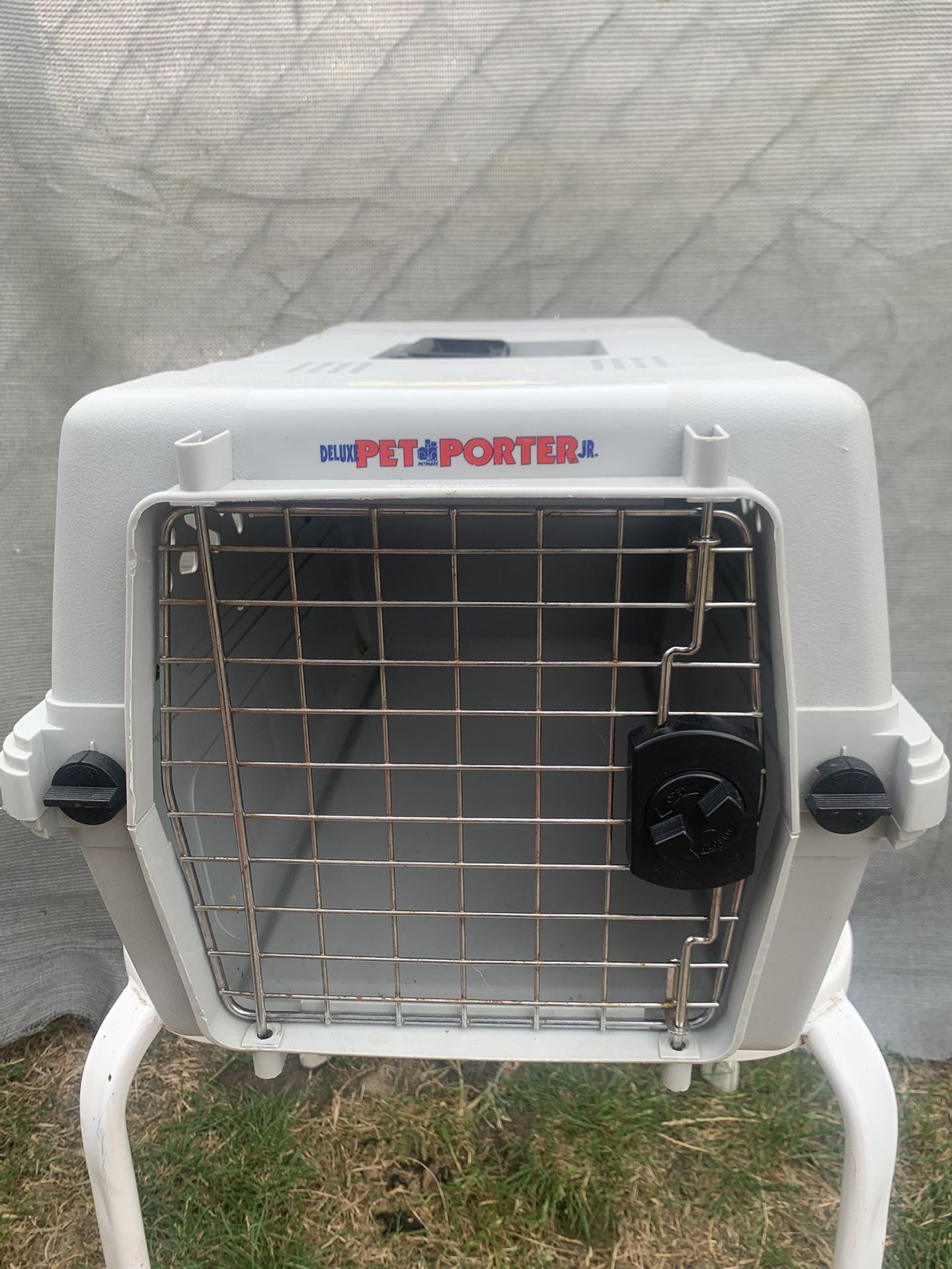 Deluxe Pet Porter Jr.