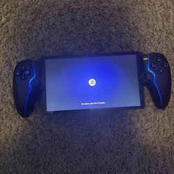 PlayStation Portal – Like New w/ Charger And Standing Charger 