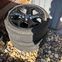 Focus St Black Snowflakes With Tires 