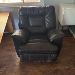 Recliner Couch 