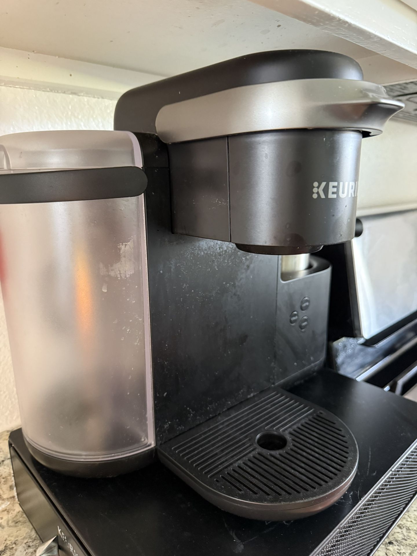 Keurig Coffee/ Latte maker