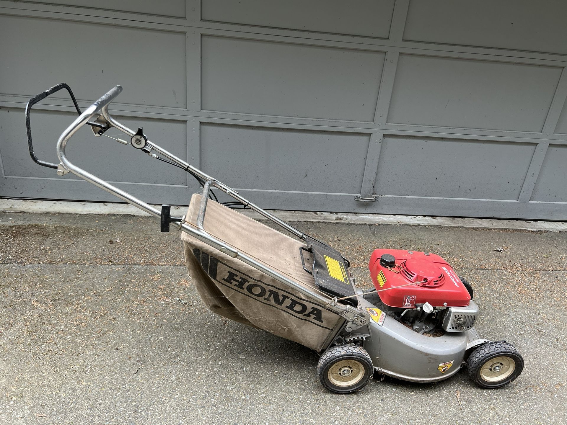 Honda HR195  PD Lawn Mower