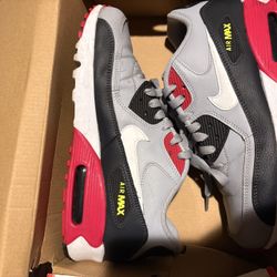 Nike Air Max Women’s Size 7