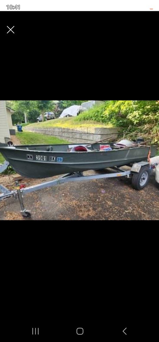 14' Fishing Boat