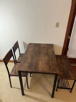 Kitchen table