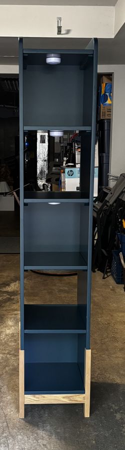 Crate & Barrel Rue Kids Bookcase 5 Cubby