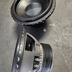 2 Diamond Audio D6 12's 