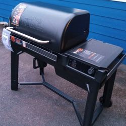 Traeger woodridge pellet Grill Brand new Never used