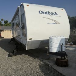 2011 260 FL Outback By Keystone Rv