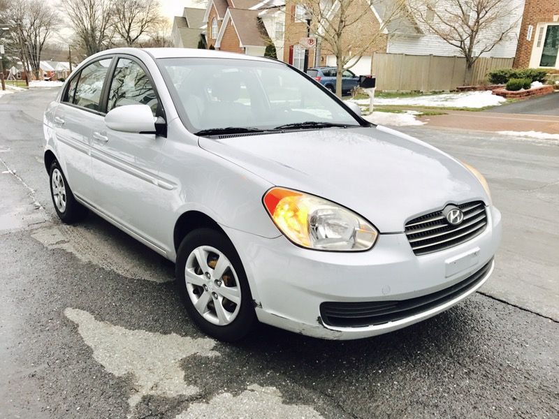 2009 Hyundai ACCENT- drives GOOD