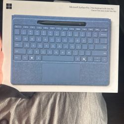 Microsoft Surface Pro Flex Keyboard With Slim Pen
