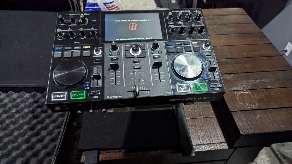 Denon DJ Prime Go 