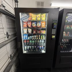 Combo vending Machine