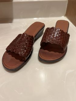 Women’s Leather Sandals