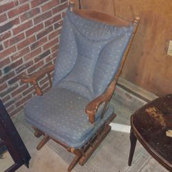 Rocking Chair 
