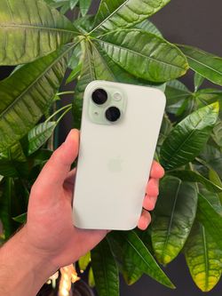 iPhone 15 - Unlocked - 512GB
