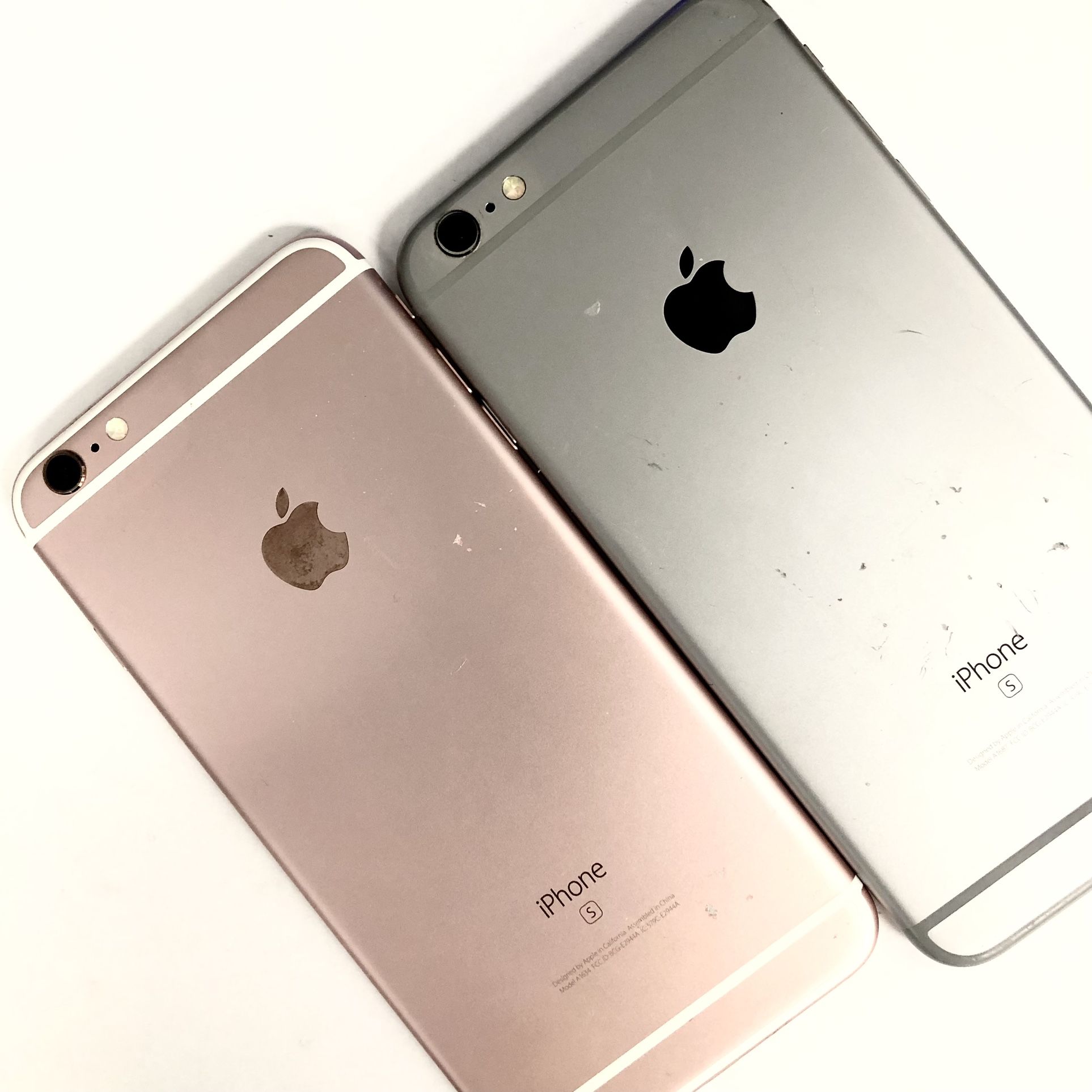 IPhone 6s | Unlocked | Sold with Store Warranty | Comes with Cable & Charger | Each