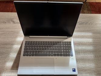 HP Probook 460 G11 16”