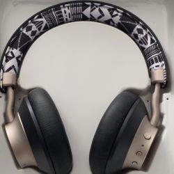 Heyday Wireless Headphones