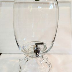 Glass beverage dispenser