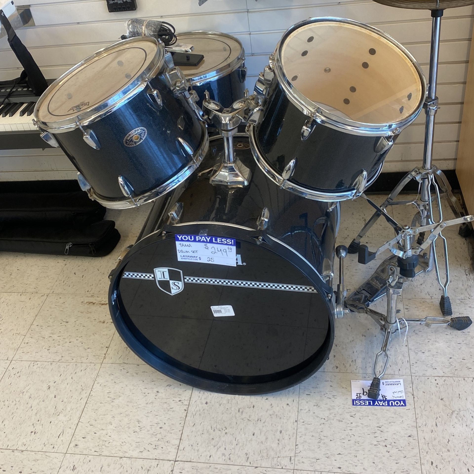Tama Drum Set