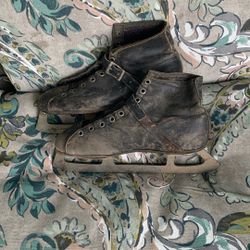 Vintage Winchester ice skates
