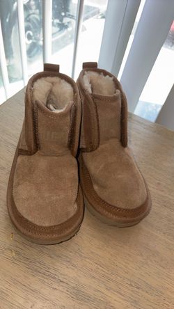 UGG Mini Boots Chestnut Suede