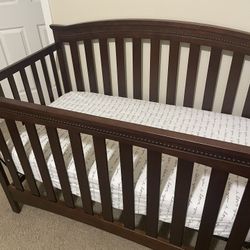 Baby crib (FREE)