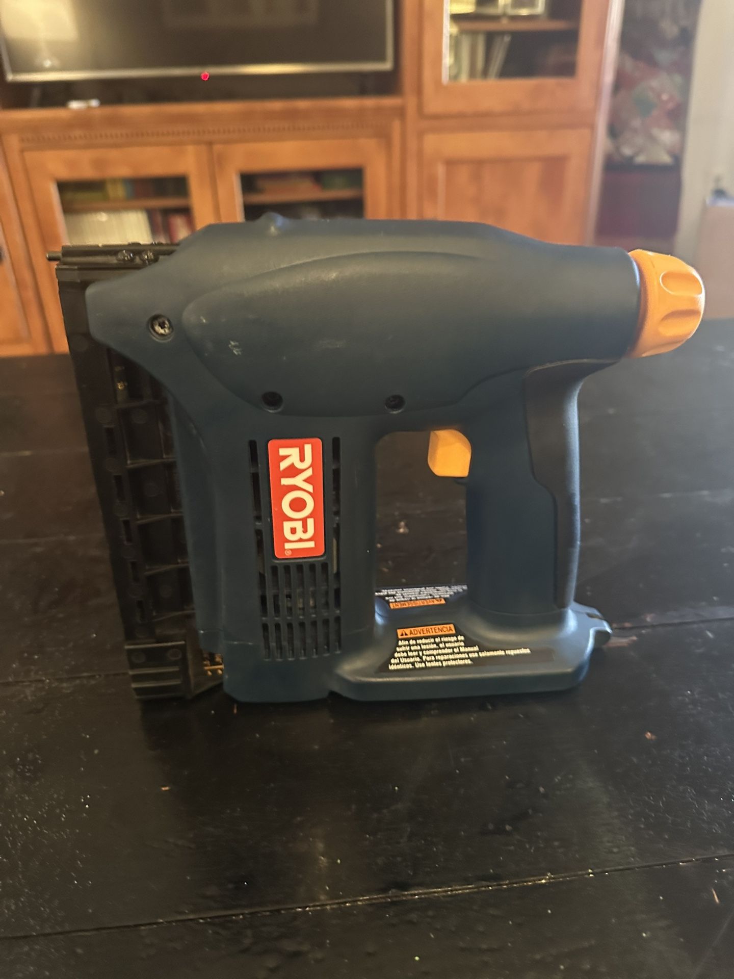 Ryobi Staple And Nail Gun Works Great Tool Only $40