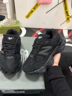 Black new balance/5.5w