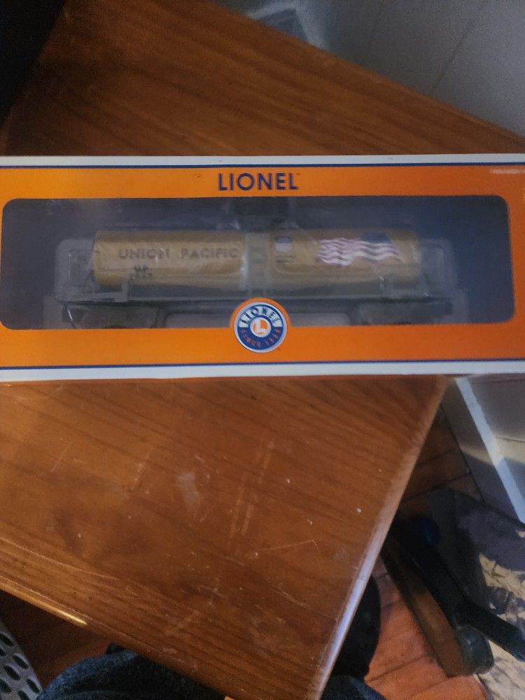 Lionel Train