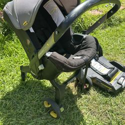 Doona Stroller 