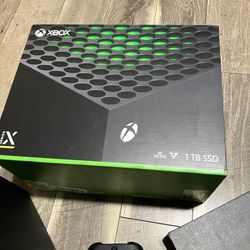 Microsoft Xbox Series X 1TB Video Game Console Black Excellent Condition.