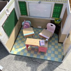 18”Doll school house