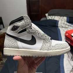 Jordan 1 White Cement (Size 8.5)