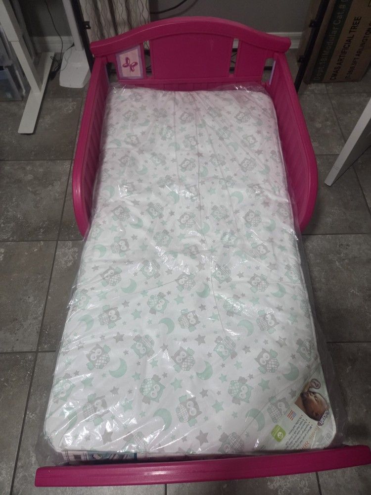 Toddler Bed With Mattress