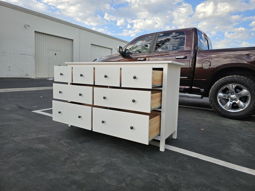 Hemnes Dresser 