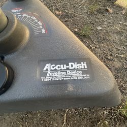 RV Dish Leveler