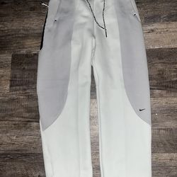 Nike men’s sweat pants