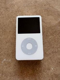 Apple iPod Classic 80GB 4th Generation MP3 Player White - Excellent Condition