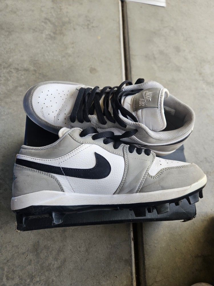 Nike Jordan 1 RETRO MCS CLEATS