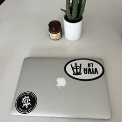 Apple MacBook Air 13.3 Inch