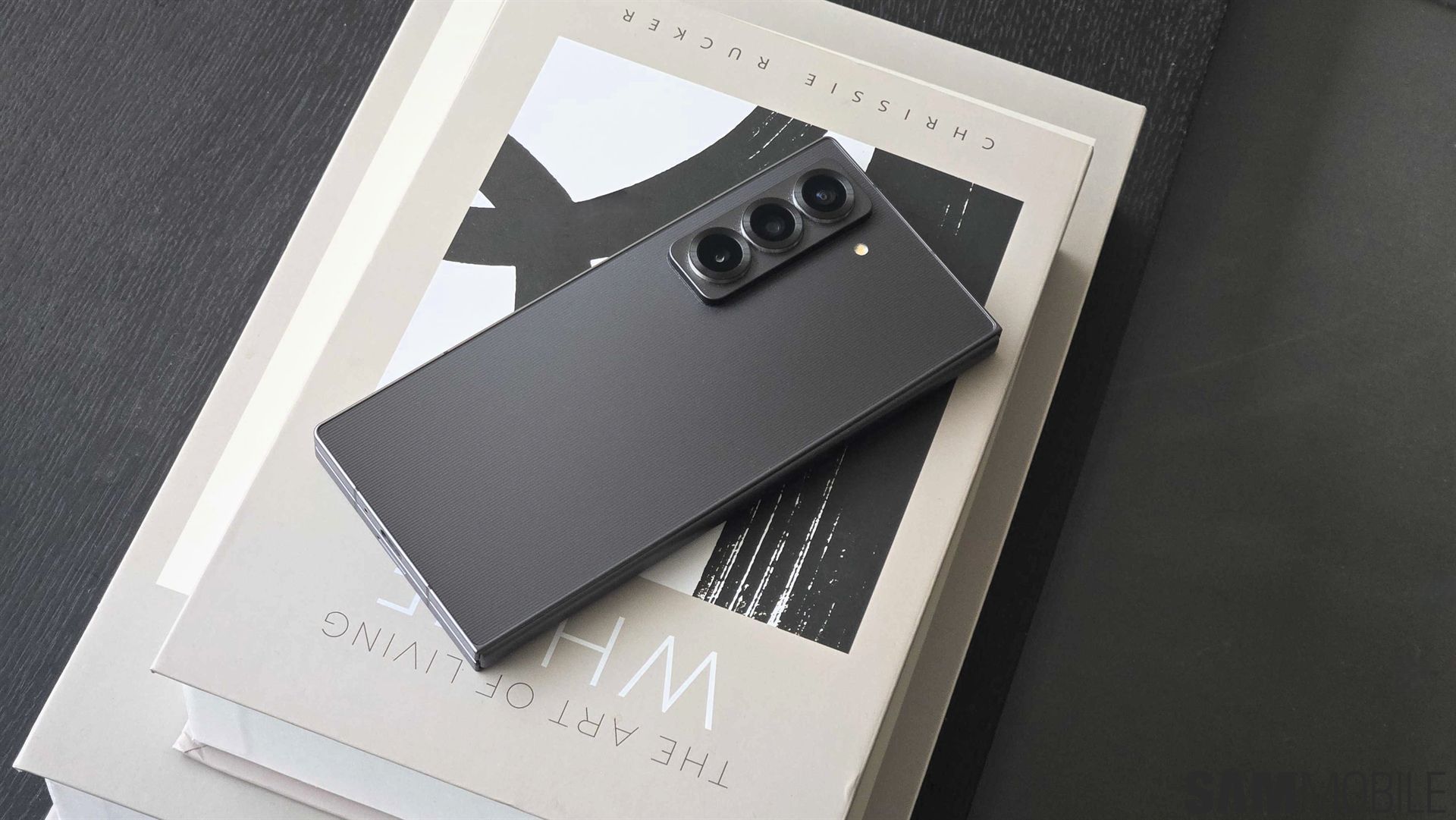 π₯ Samsung Z Fold 6 β Big Screen, Big Performance